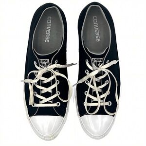 Converse All Star Ox Black White Canvas Low Top Sneakers Women’s Size 10 Retro